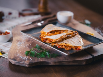 Quesadillas Western salsa szósszal 400g